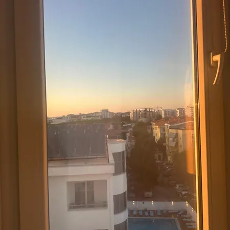 Kristian Apartment Golem (Tirana)