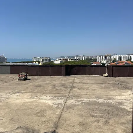 Kristian Apartment Golem (Tirana)